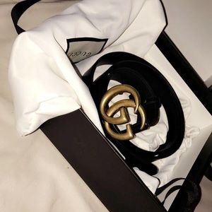 Women’s Gucci Belt Black Double G Gold